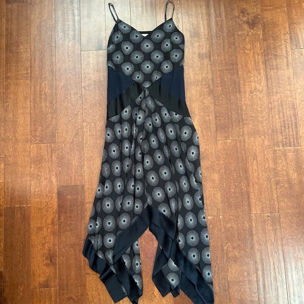 Diane Von Furstenberg Whimsigoth Witchy 100% Silk Handkerchief Dress, Size 4